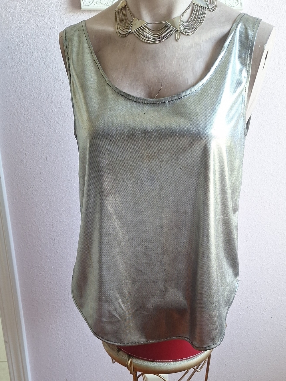 Metallic Silver Sleeveless Scoop Neck Women's Tank Top